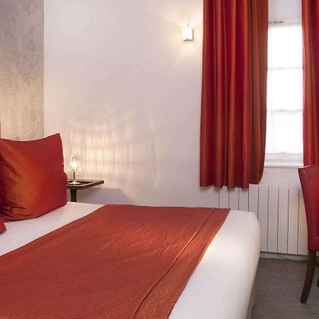 Готель Country Club Yvre-l'Eveque Номер фото