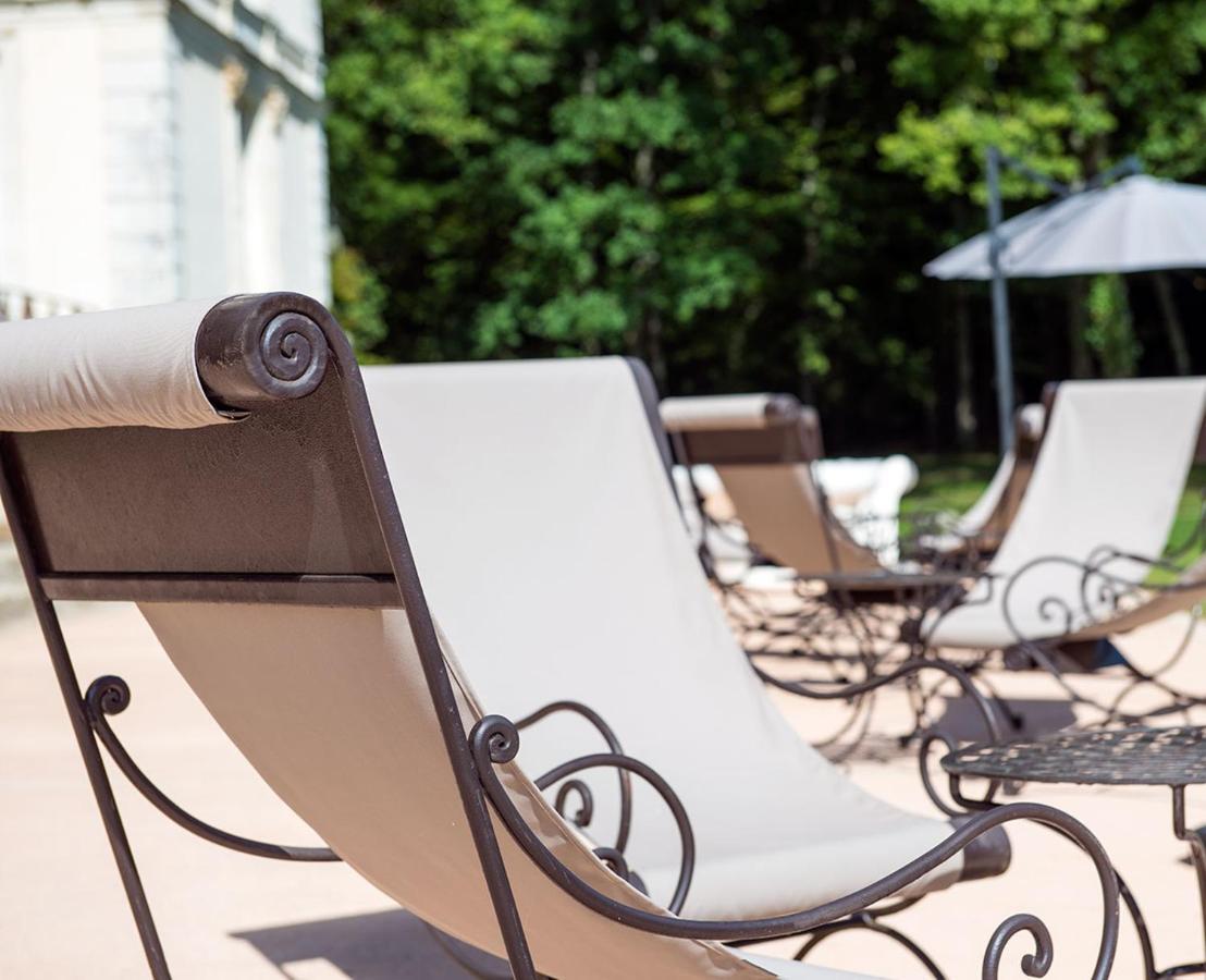 Готель Country Club Yvre-l'Eveque Екстер'єр фото